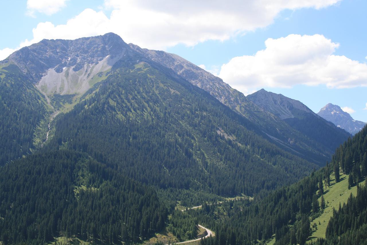 Gasthof Bergblick Berwang Exterior photo